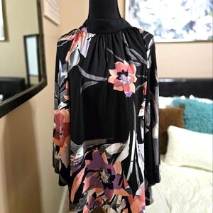 Floral Black and Multicolor Blouse With Slit Sleeves. Brand New With Tags!